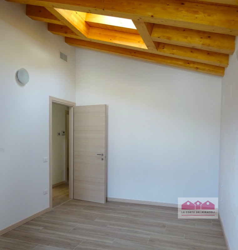 DISPONIBILE DA FINE APRILE - LUMIGNANO LONGARE: NUOVISSIMA CASA SINGOLA CON ZONA GIORNO, 4 CAMERE...