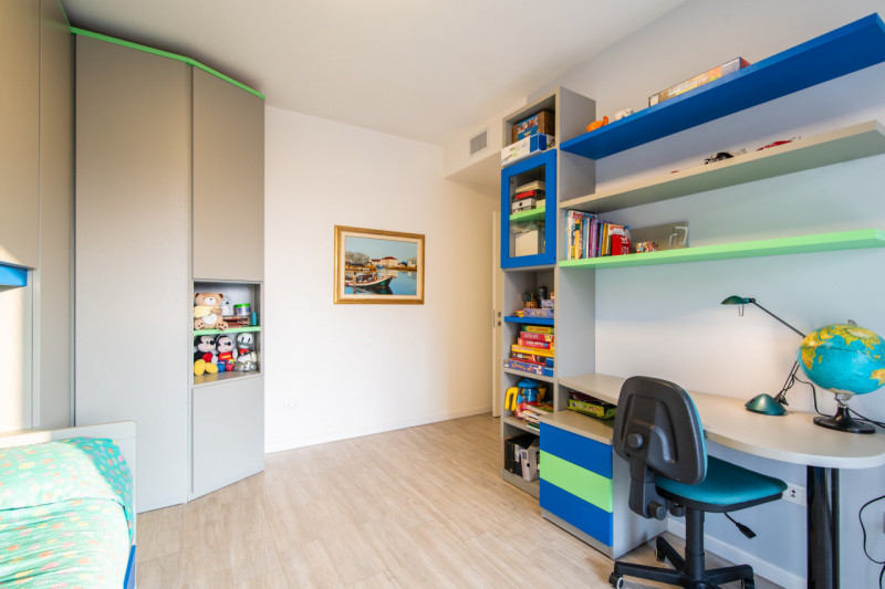 Cadoneghe - Bragni; Immobiliare Faulisi propone in vendita appartamento quadrilocale situato a po...