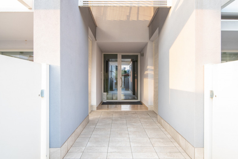 Cadoneghe - Bragni; Immobiliare Faulisi propone in vendita appartamento quadrilocale situato a po...