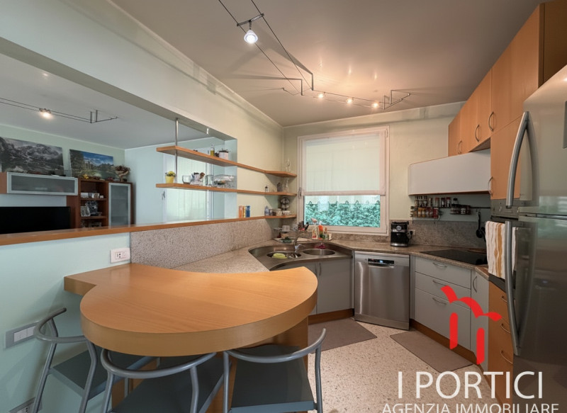 Zero Branco-

Proponiamo in vendita una soluzione unica nel suo genere, perfetta per chi desidera...