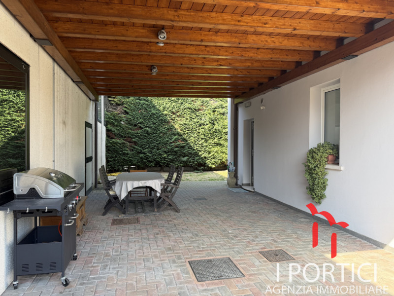 Zero Branco-

Proponiamo in vendita una soluzione unica nel suo genere, perfetta per chi desidera...