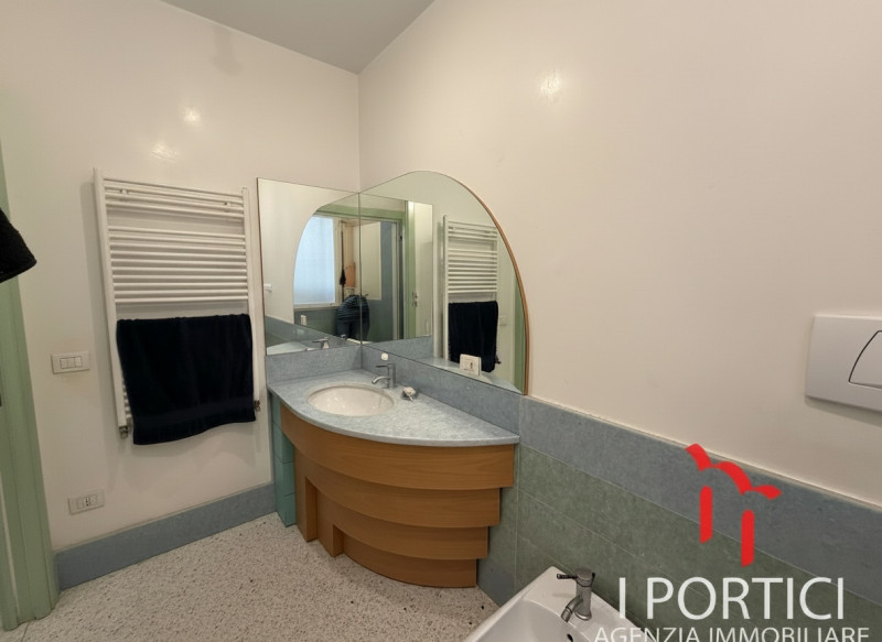 Zero Branco-

Proponiamo in vendita una soluzione unica nel suo genere, perfetta per chi desidera...