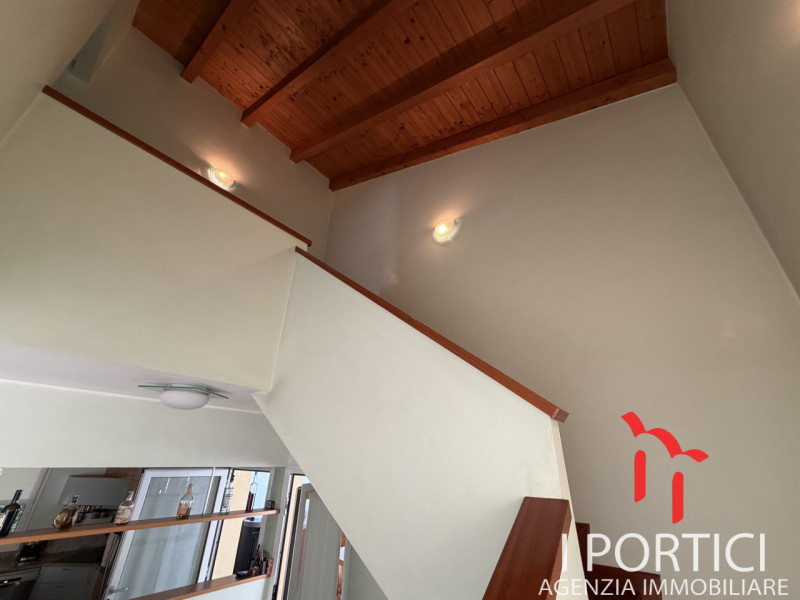 Zero Branco-

Proponiamo in vendita una soluzione unica nel suo genere, perfetta per chi desidera...