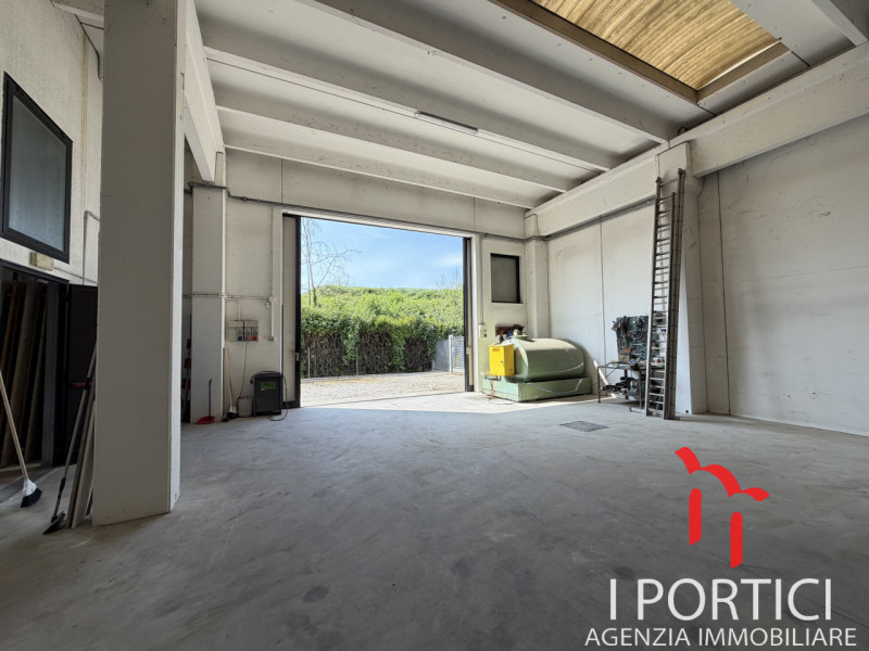 Zero Branco-

Proponiamo in vendita una soluzione unica nel suo genere, perfetta per chi desidera...