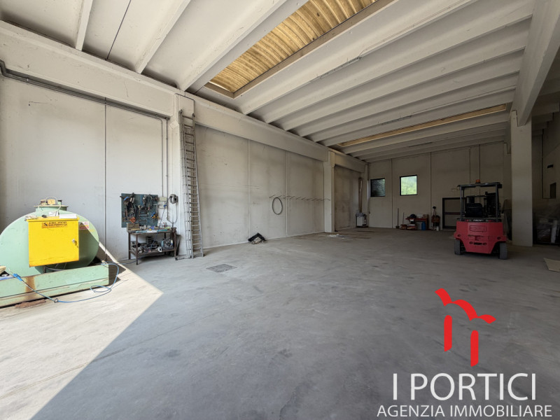 Zero Branco-

Proponiamo in vendita una soluzione unica nel suo genere, perfetta per chi desidera...