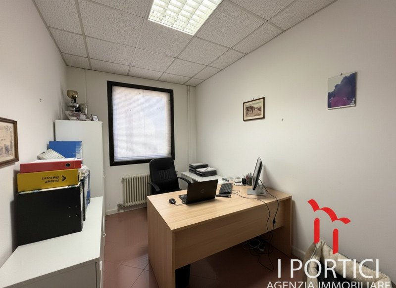 Zero Branco-

Proponiamo in vendita una soluzione unica nel suo genere, perfetta per chi desidera...