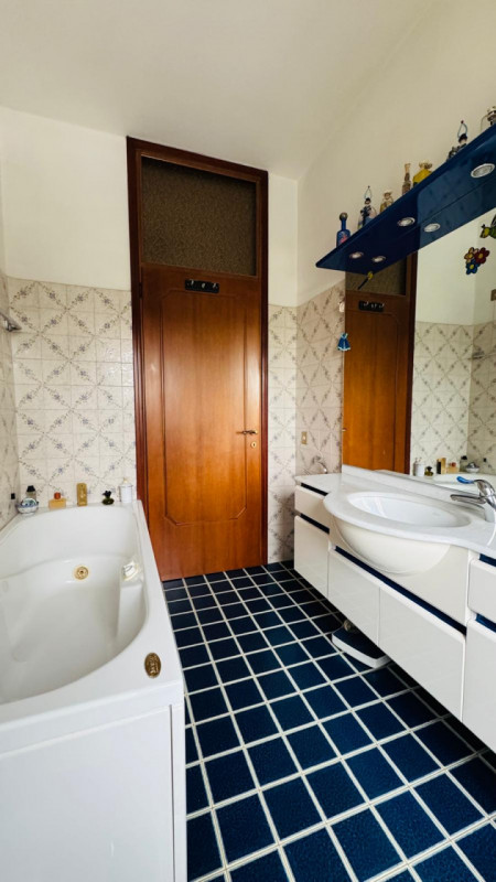 VIGONZA-Perarolo-: in tranquillo quartiere residenziale, proponiamo questa casa singola dalla gen...