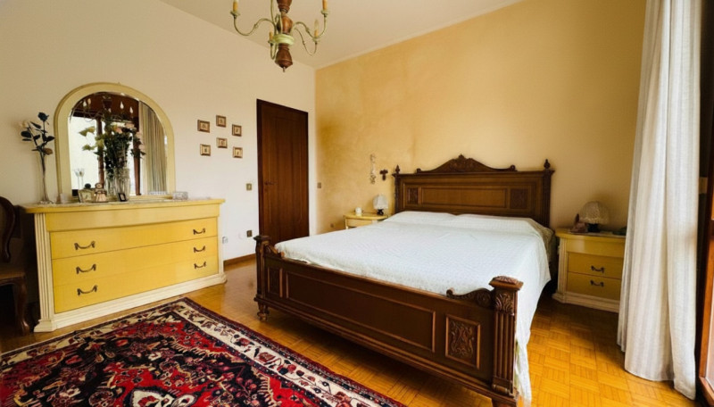 VIGONZA-Perarolo-: in tranquillo quartiere residenziale, proponiamo questa casa singola dalla gen...