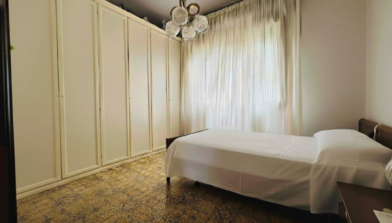 VIGONZA-Perarolo-: in tranquillo quartiere residenziale, proponiamo questa casa singola dalla gen...