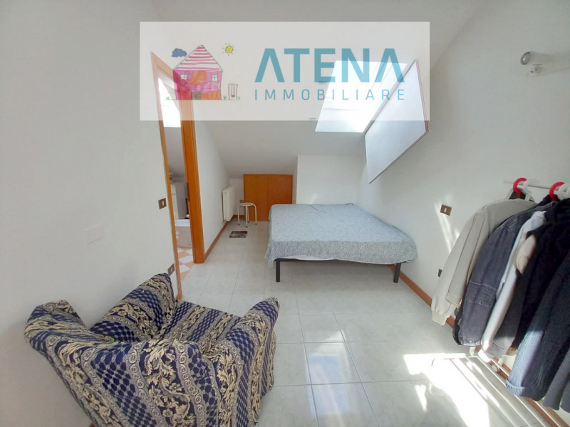 rif. 26617
PADOVA - MONTA'

In una delle zone più ricercate di Padova, precisamente nel quartiere...