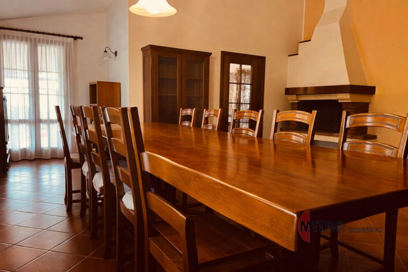 Una casa che accoglie, una casa che racconta
In via Grigolati, nel cuore tranquillo di Quargnenta...