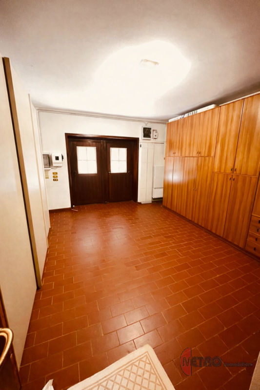 Una casa che accoglie, una casa che racconta
In via Grigolati, nel cuore tranquillo di Quargnenta...