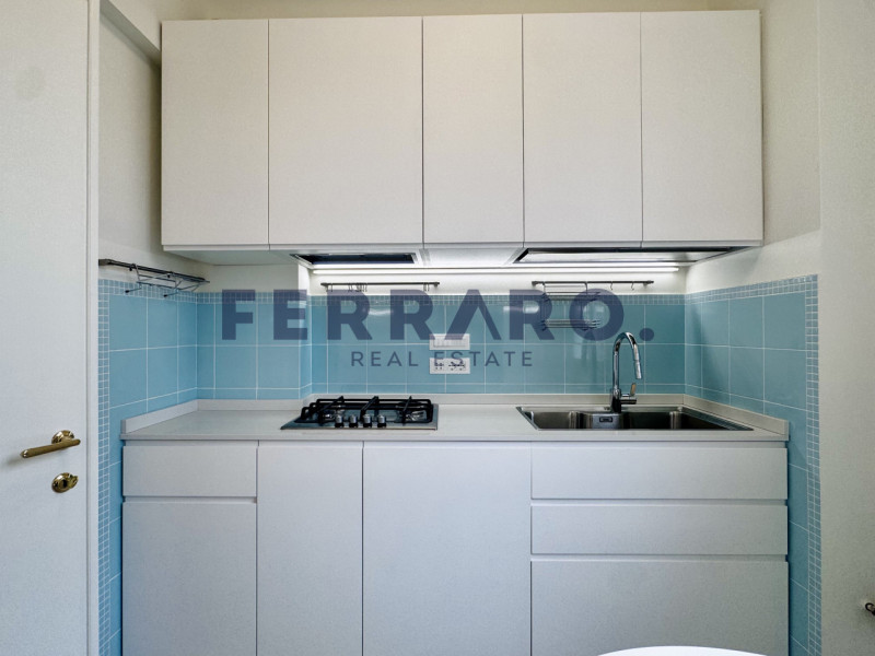 Treviso, Centro Storico. Codice YA5.

Appartamento trilocale arredato di cucina e bagno situato a...