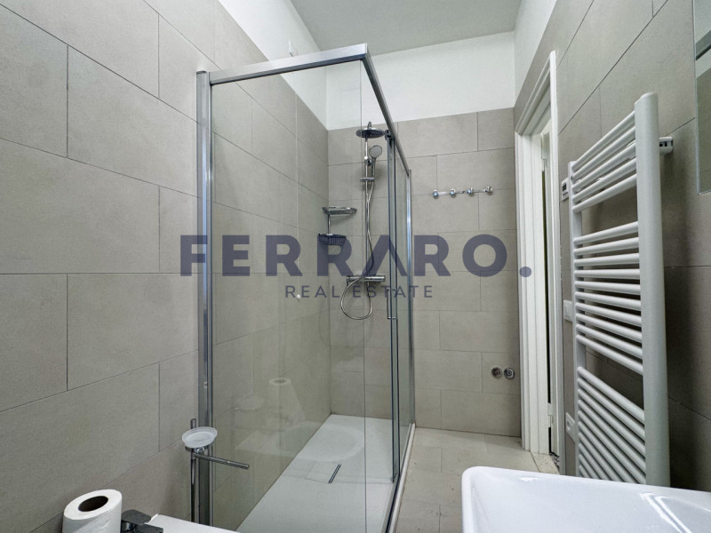 Treviso, Centro Storico. Codice YA5.

Appartamento trilocale arredato di cucina e bagno situato a...