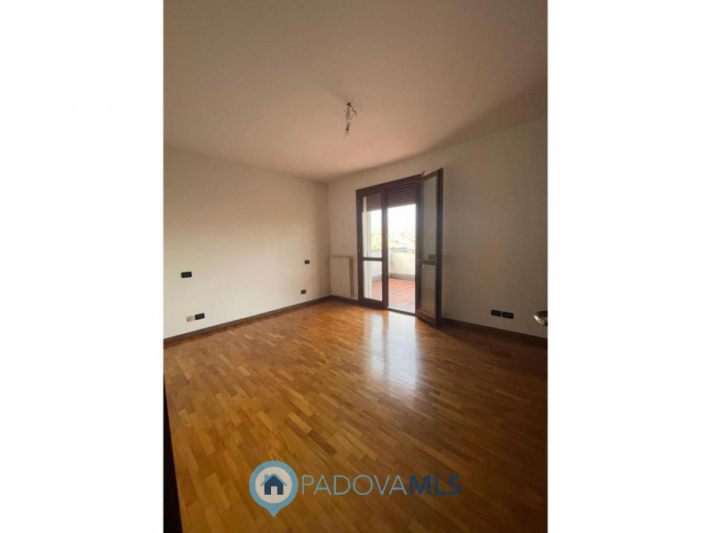 --- annuncio pubblicato con GESTIONALEIMMOBILIARE.it