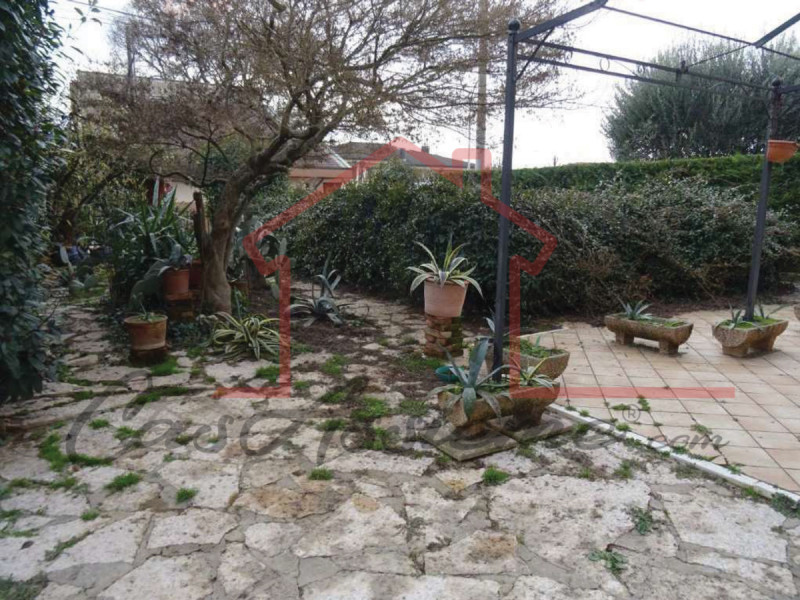 Rif. PE11125
La nostra Agenzia ha selezionato per Voi l'occasione del mese all'asta.

Proponiamo ...