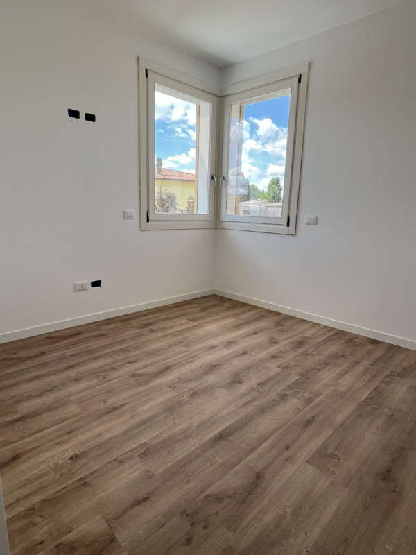 Bastia di Rovolon (PD):

Proponiamo in piccolo contesto condominiale, appartamento al primo ed ul...
