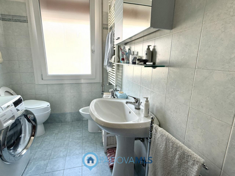 Immobile in esclusiva al Gruppo Padova MLS
QUARTIERE ARCELLA Ti presentiamo un appartamento in ot...