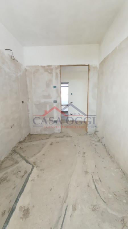 Proponiamo in vendita ampia villa singola con giardino di circa 3000 MQ posta in Via Mameli ad Al...