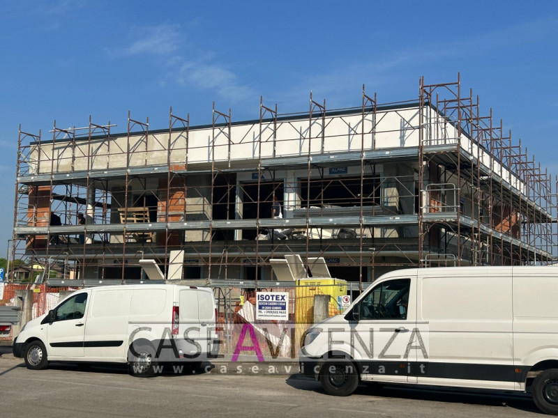 CAMISANO VICENTINO - CLASSE ENERGETICA A4 - CONSEGNA PER FEBBRAIO/MARZO 2027 - 
A Camisano Vicent...