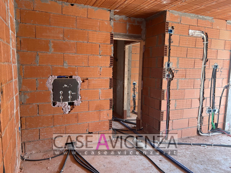 CAMISANO VICENTINO - CLASSE ENERGETICA A4 - CONSEGNA PER FEBBRAIO/MARZO 2027 - 
A Camisano Vicent...