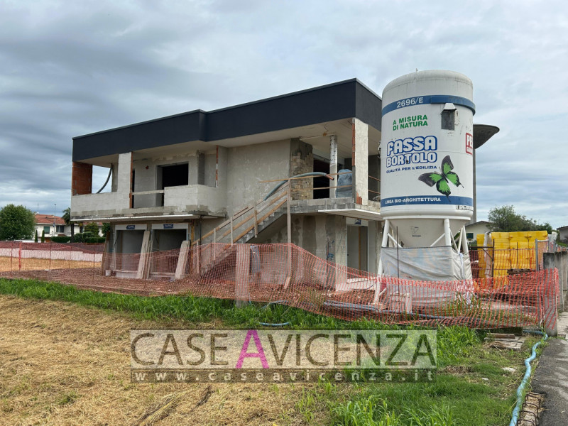 CAMISANO VICENTINO - CLASSE ENERGETICA A4 - CONSEGNA PER FEBBRAIO/MARZO 2027 - 
A Camisano Vicent...