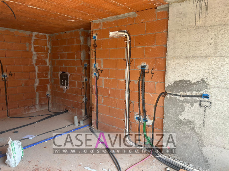 CAMISANO VICENTINO - CLASSE ENERGETICA A4 - CONSEGNA PER FEBBRAIO/MARZO 2027 - 
A Camisano Vicent...