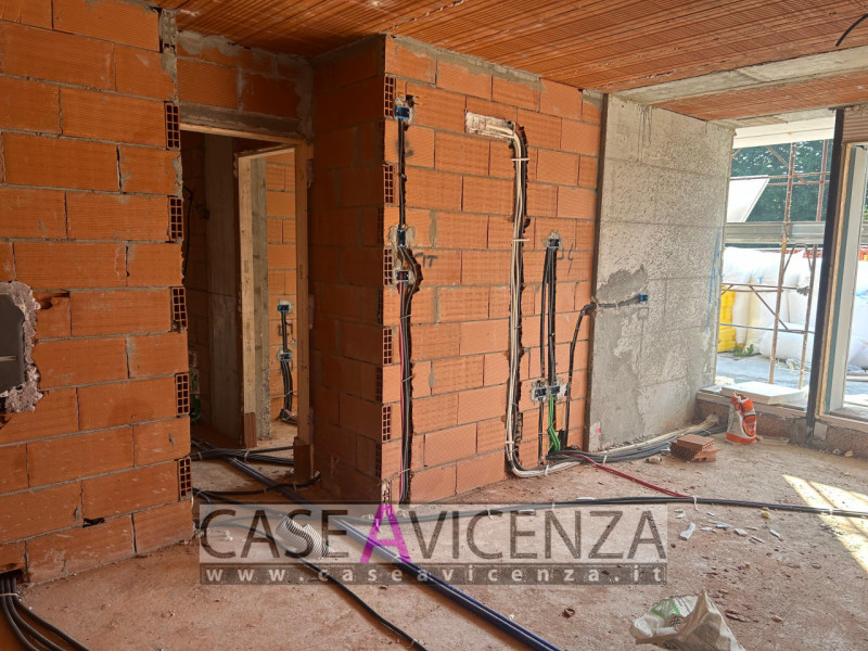 CAMISANO VICENTINO - CLASSE ENERGETICA A4 - CONSEGNA PER FEBBRAIO/MARZO 2027 - 
A Camisano Vicent...