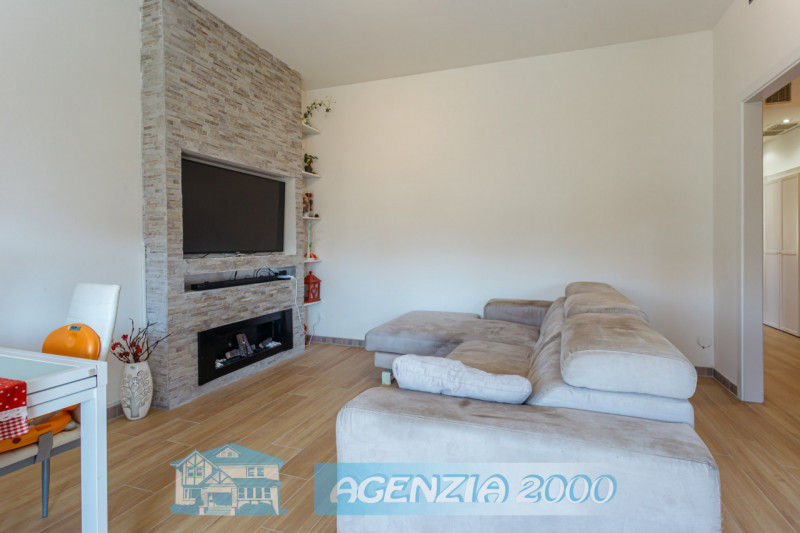 A CONSELVE HO IN VENDITA UN BELL'APPARTAMENTO IN ZONA DI QUARTIERE A DUE PASSI DAL CENTRO !!! VIE...