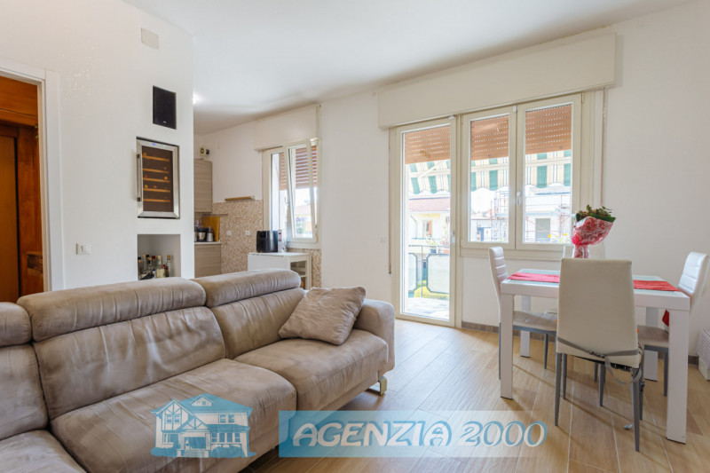 A CONSELVE HO IN VENDITA UN BELL'APPARTAMENTO IN ZONA DI QUARTIERE A DUE PASSI DAL CENTRO !!! VIE...