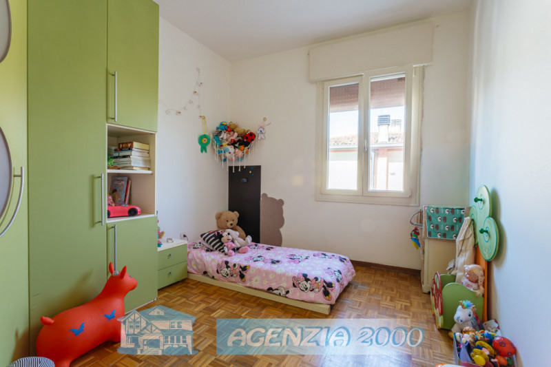 A CONSELVE HO IN VENDITA UN BELL'APPARTAMENTO IN ZONA DI QUARTIERE A DUE PASSI DAL CENTRO !!! VIE...