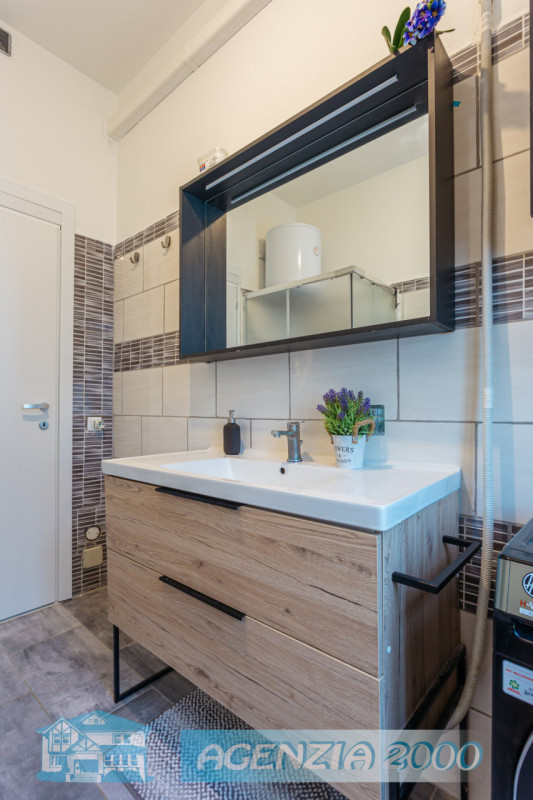 A CONSELVE HO IN VENDITA UN BELL'APPARTAMENTO IN ZONA DI QUARTIERE A DUE PASSI DAL CENTRO !!! VIE...