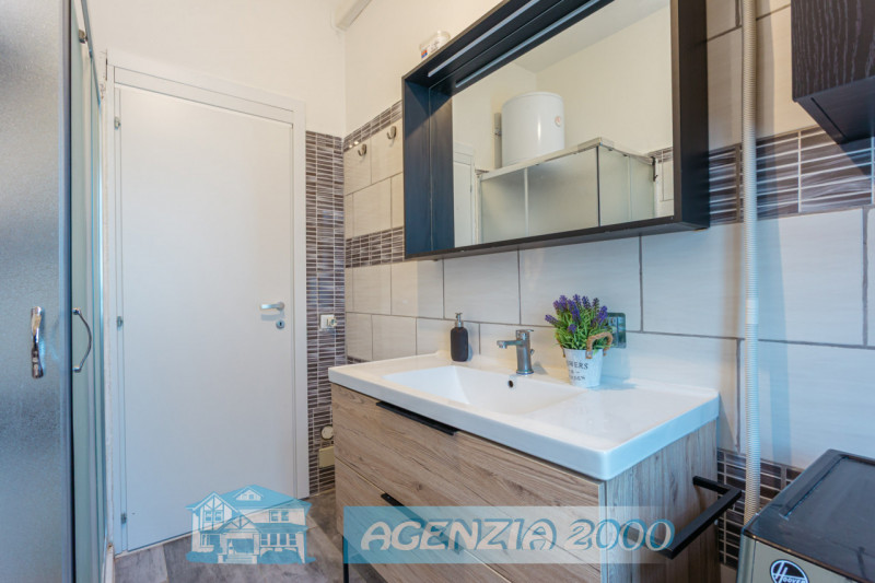 A CONSELVE HO IN VENDITA UN BELL'APPARTAMENTO IN ZONA DI QUARTIERE A DUE PASSI DAL CENTRO !!! VIE...