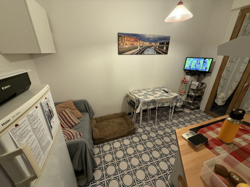 IMMOBILE A REDDITO Terranegra: via Giovanni Brotto, in zona interna residenziale, appartamento po...