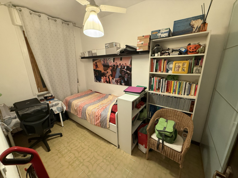 IMMOBILE A REDDITO Terranegra: via Giovanni Brotto, in zona interna residenziale, appartamento po...