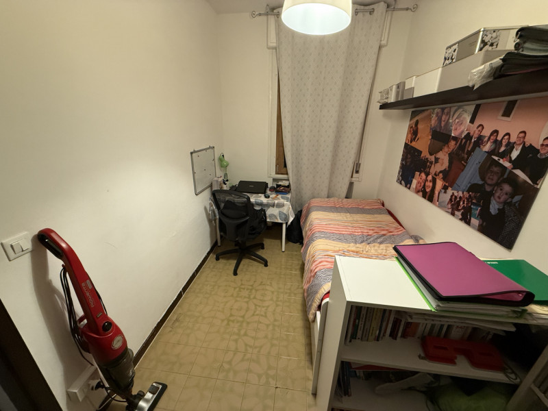 IMMOBILE A REDDITO Terranegra: via Giovanni Brotto, in zona interna residenziale, appartamento po...