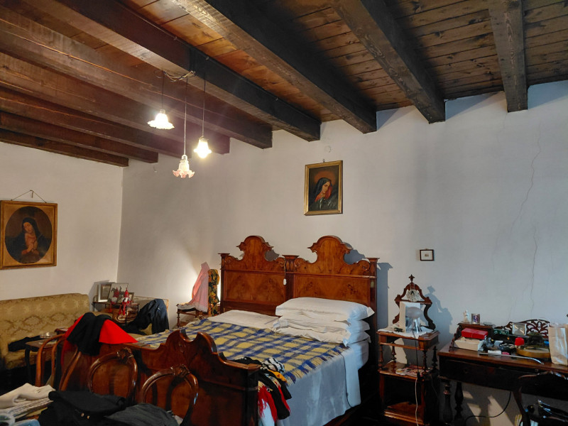 In posizione centralissima, Stefania Pilotto Immobiliare propone in vendita NUDA PROPRIETA' di ap...