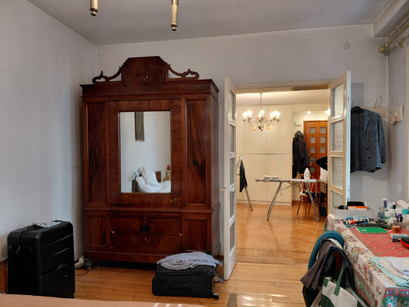 In posizione centralissima, Stefania Pilotto Immobiliare propone in vendita NUDA PROPRIETA' di ap...