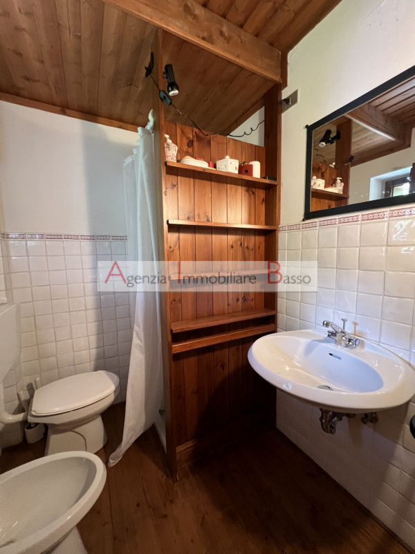 VIVERE LA MONTAGNA – PÈCOL, AI PIEDI DEL CIVETTA

Nel cuore di Pecol, rinomata località turistic...