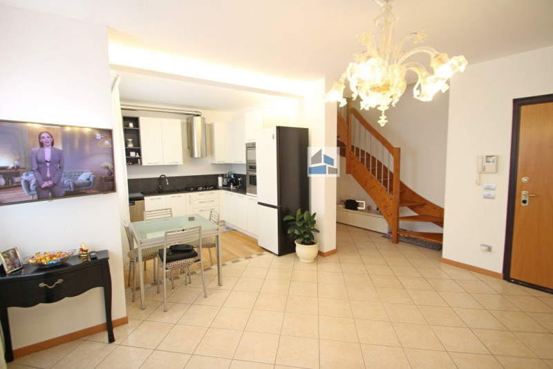 SAN MICHELE DELLE BADESSE - In tranquillo quartiere residenziale e su piccolo contesto, proponiam...