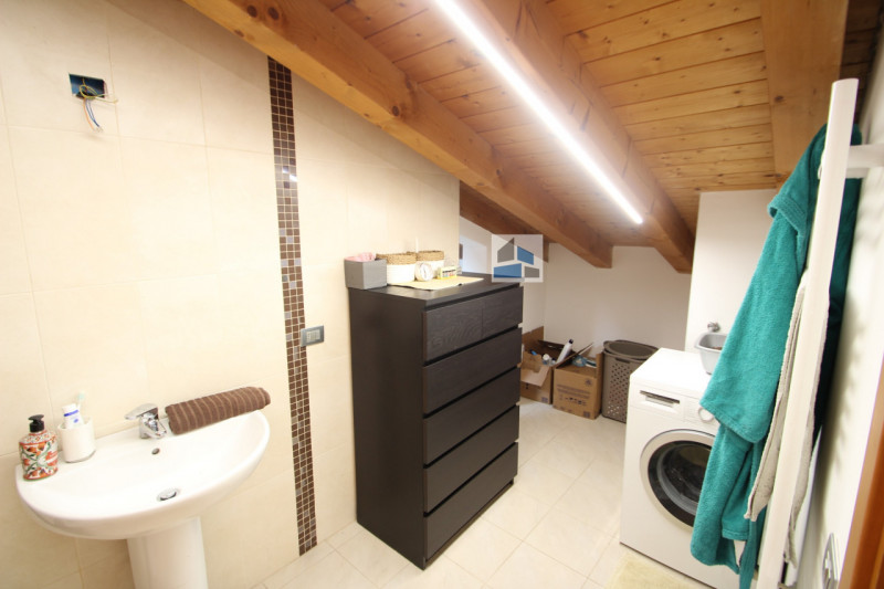 SAN MICHELE DELLE BADESSE - In tranquillo quartiere residenziale e su piccolo contesto, proponiam...