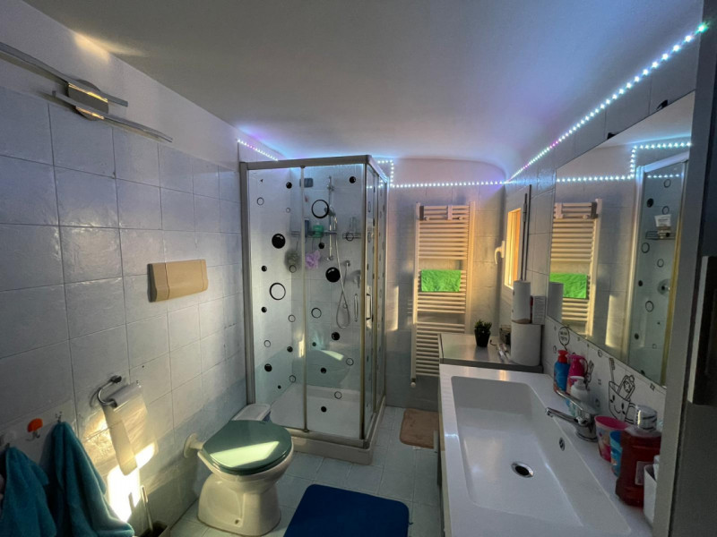 SARMEOLA - In centro al paese comodo a tutti i servizi di prima necessità e alla futura linea del...