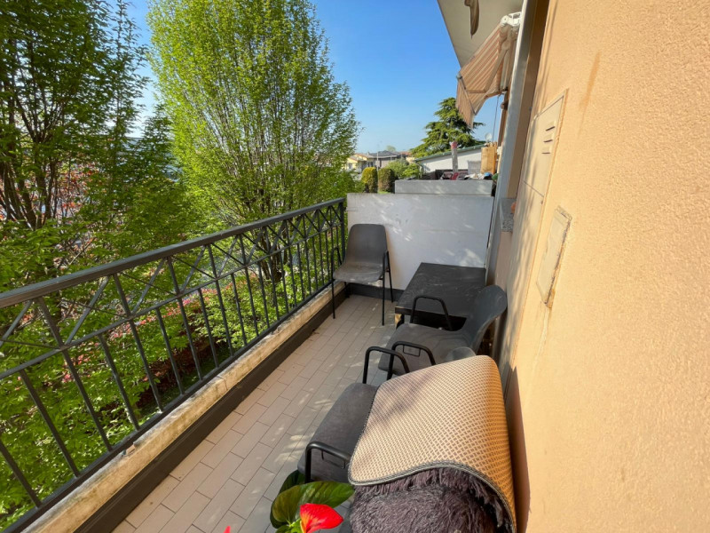 SARMEOLA - In centro al paese comodo a tutti i servizi di prima necessità e alla futura linea del...