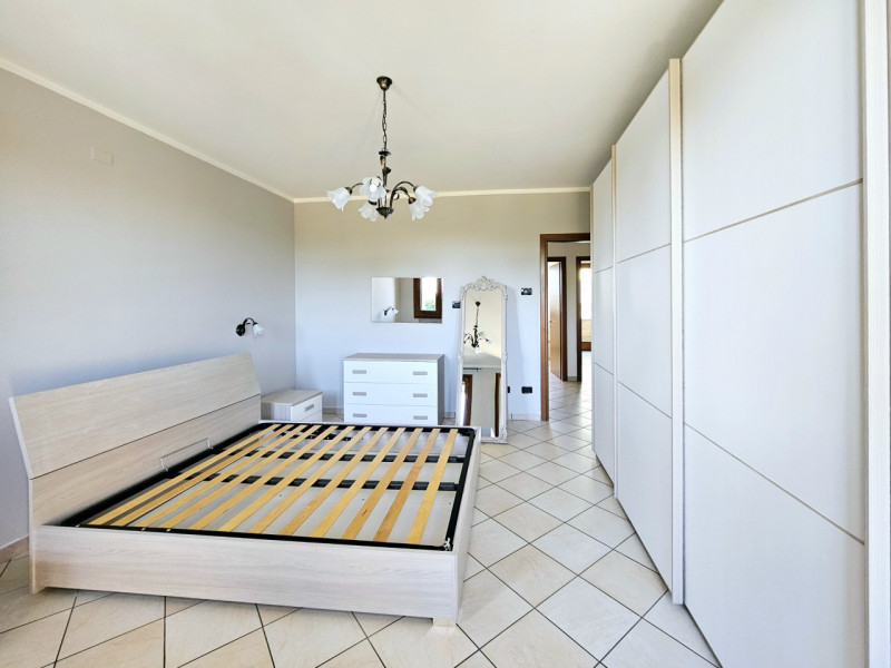 A Borgo Veneto, località Saletto, proponiamo in vendita splendida casa a schiera, comoda al centr...