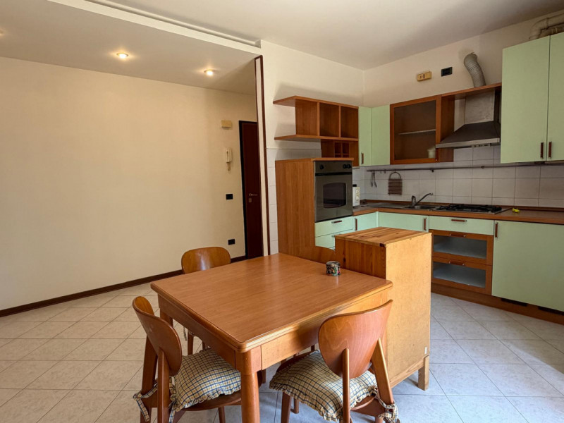 RIF. CA1066 - Immerso nel verde e in un contesto residenziale tranquillo, ma senza rinunciare all...