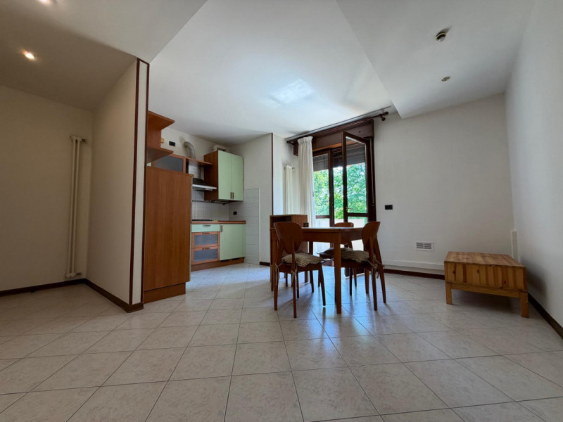 RIF. CA1066 - Immerso nel verde e in un contesto residenziale tranquillo, ma senza rinunciare all...