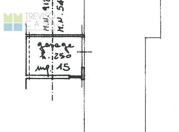 L'Agenzia Treviso Casa ha il piacere di proporre in locazione un prestigioso, elegante ed esclusi...