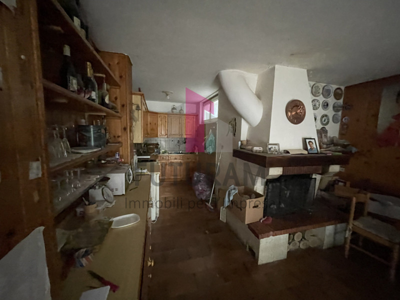 VALDAGNO  - 38FIL - PER INFO 0444/310220

Proponiamo capannone situato nel comune di Valdagno 

C...