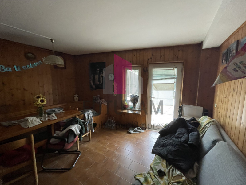 VALDAGNO  - 38FIL - PER INFO 0444/310220

Proponiamo capannone situato nel comune di Valdagno 

C...