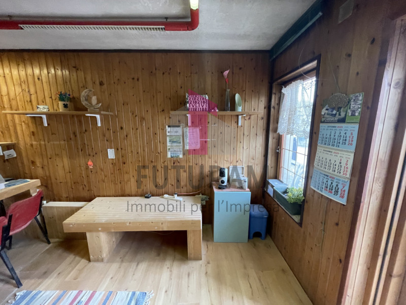 VALDAGNO  - 38FIL - PER INFO 0444/310220

Proponiamo capannone situato nel comune di Valdagno 

C...